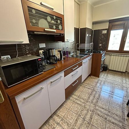 Apart. Premium Ultracentral, 3 Camere Loc Parcare. Ploieşti Eksteriør billede