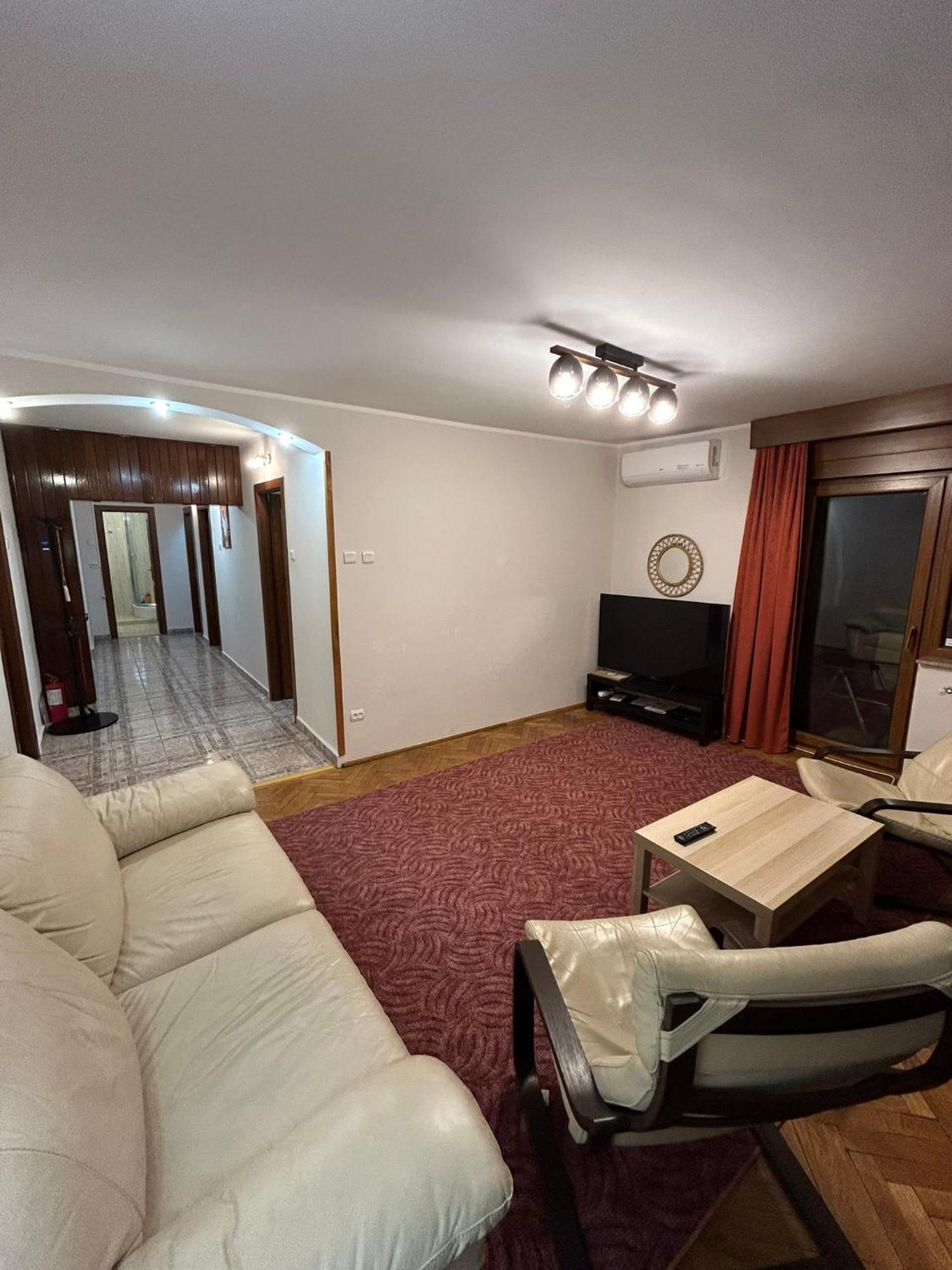 Apart. Premium Ultracentral, 3 Camere Loc Parcare. Ploieşti Eksteriør billede