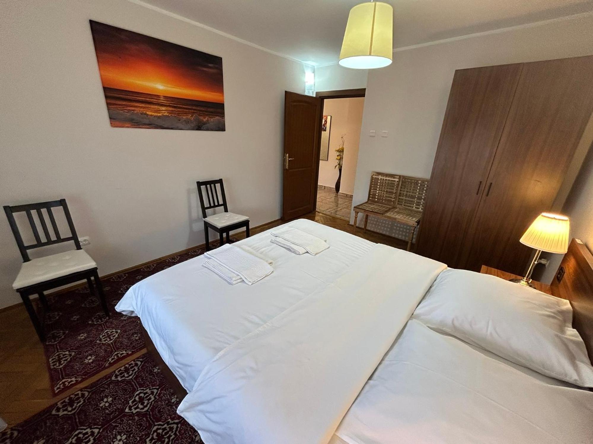 Apart. Premium Ultracentral, 3 Camere Loc Parcare. Ploieşti Eksteriør billede