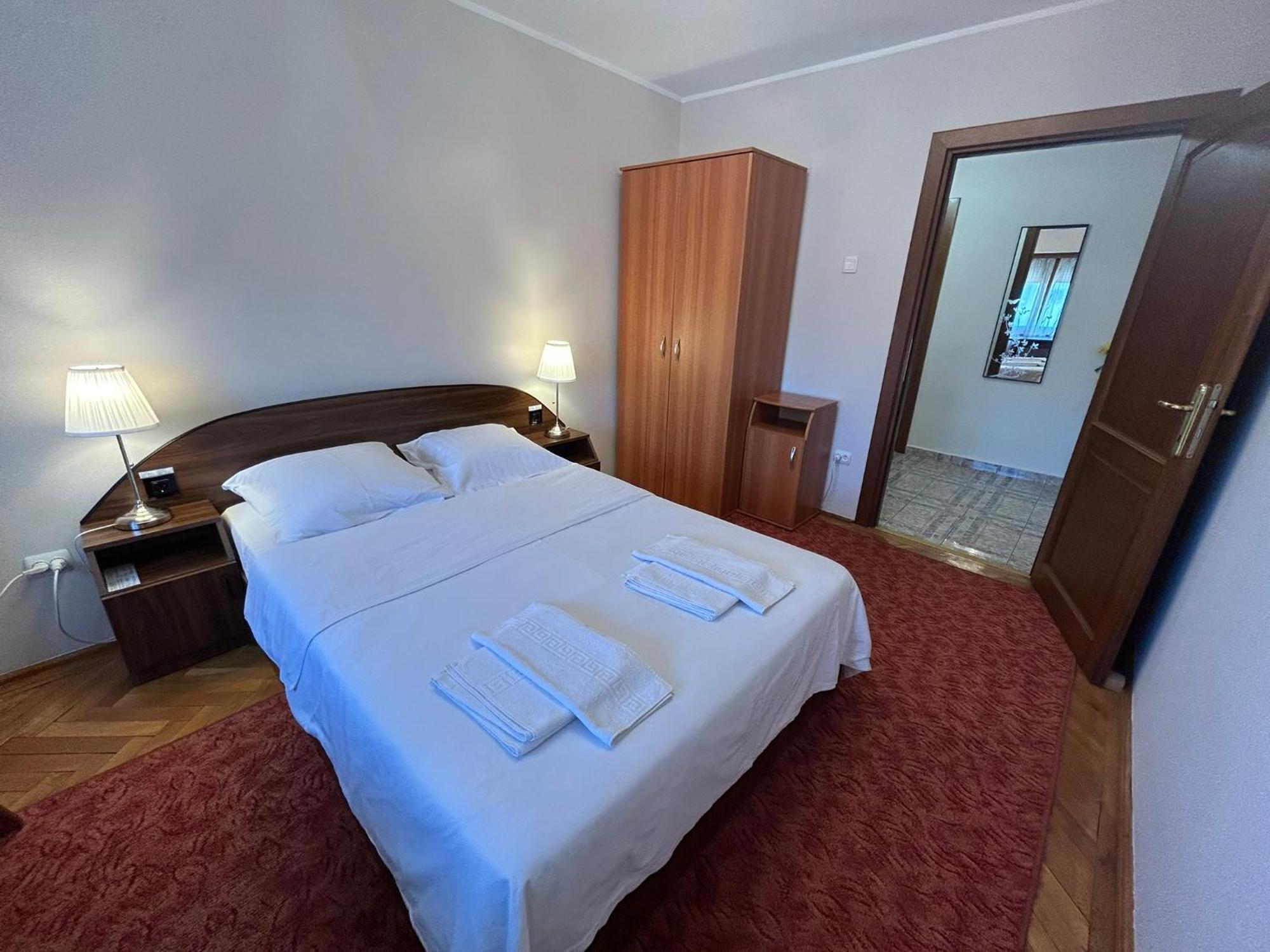Apart. Premium Ultracentral, 3 Camere Loc Parcare. Ploieşti Eksteriør billede