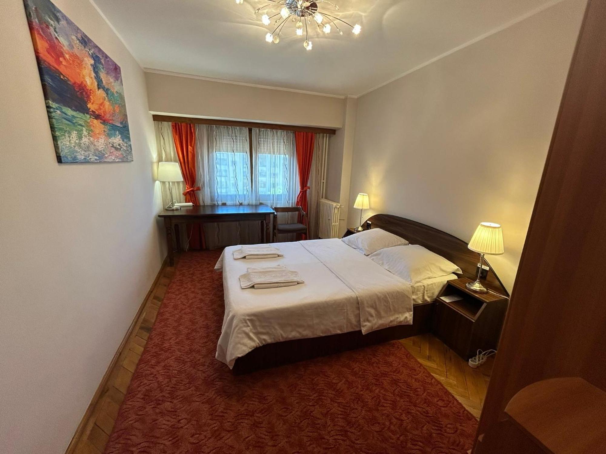 Apart. Premium Ultracentral, 3 Camere Loc Parcare. Ploieşti Eksteriør billede